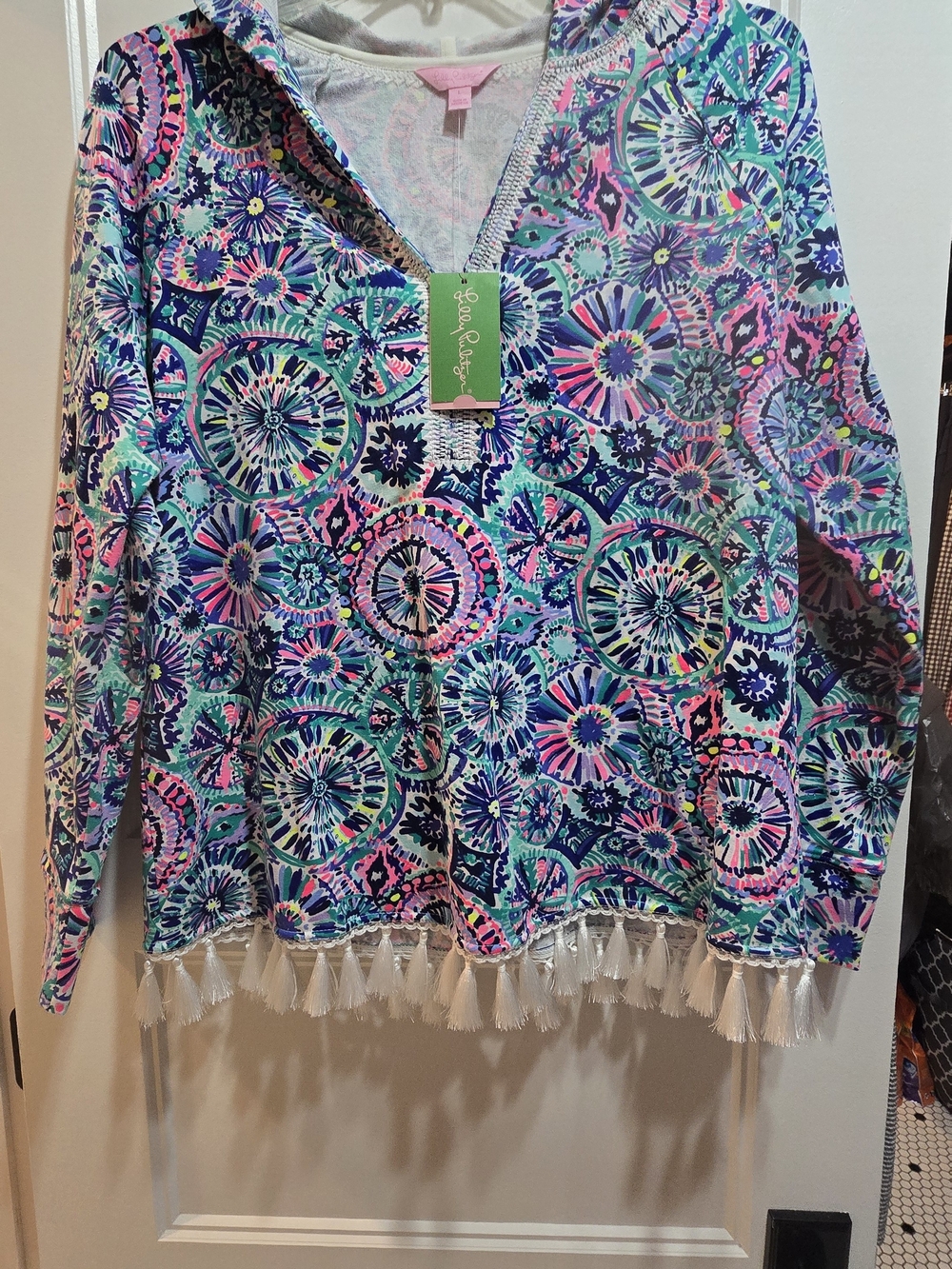 Lilly Pulitzer Multicolor Tassel-Hem V-Neck Pullover Size L
